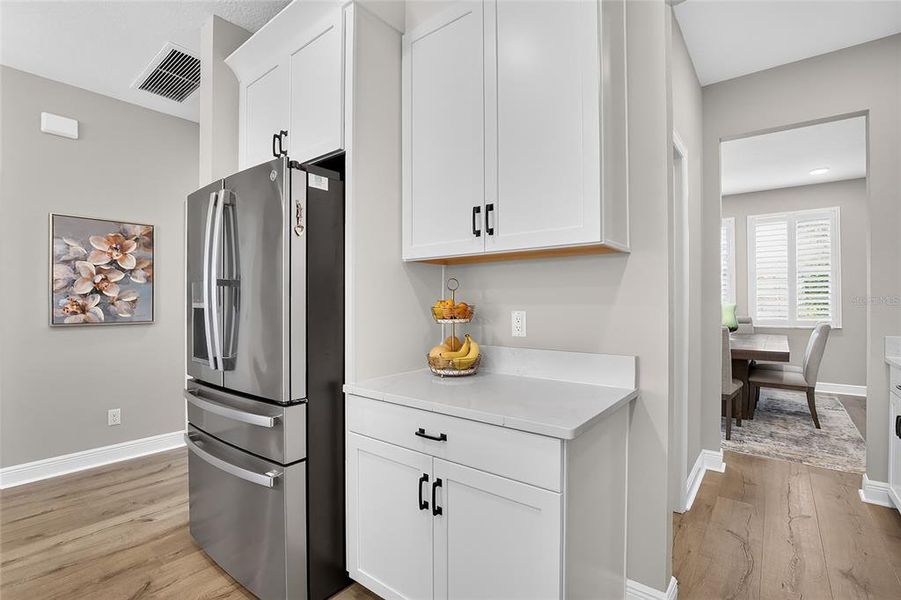 Furnished interior view inside a new home in , Wesley Chapel (Image 14).