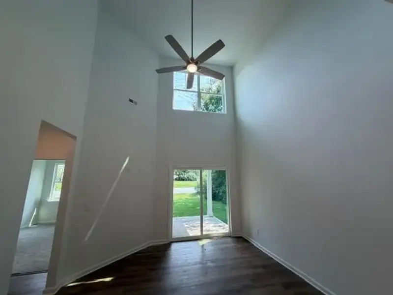 Spacious, unfurnished interior of a new home in Riverbrooke Townhomes, Simpsonville (Image 11). Spacious, unfurnished interior of a new home in Riverbrooke Townhomes, Simpsonville (Image 11).