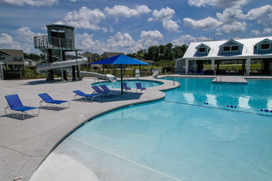 Community amenities in , Summerville (Image 31).