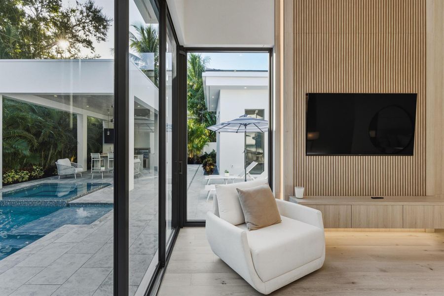 Exterior details and patio area of a home in , Boca Raton (Image 28).