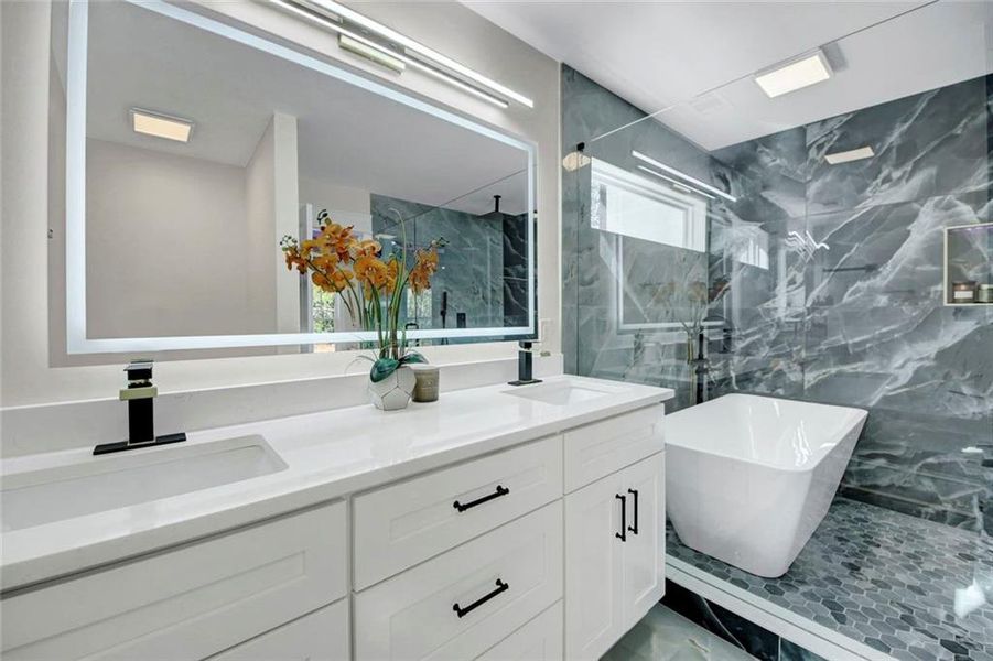 Furnished interior view inside a new home in , Atlanta (Image 16).
