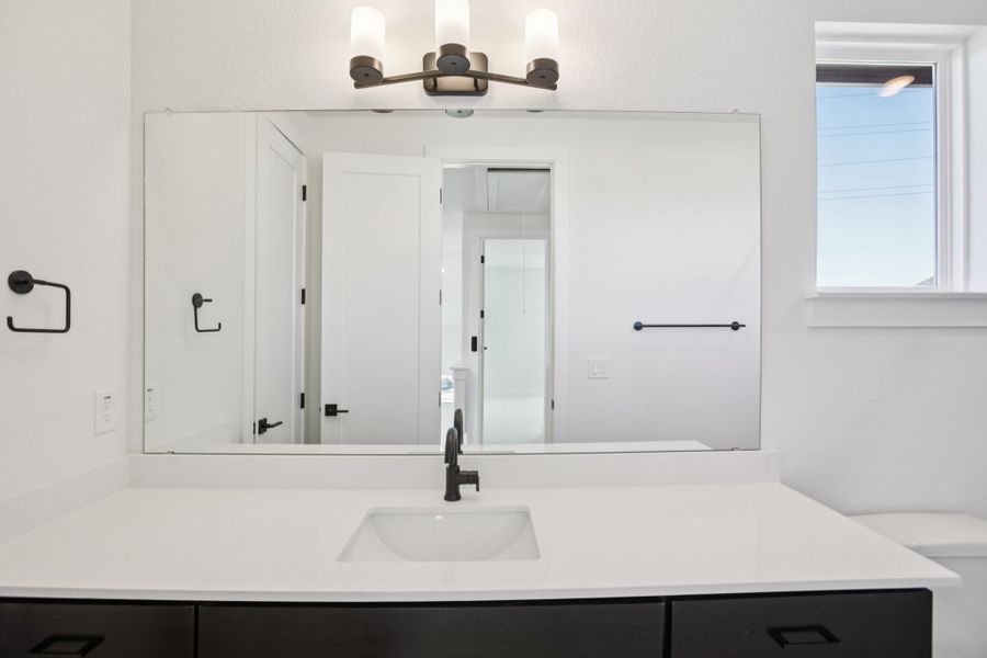 Close-up of interior finishes inside a home in Foxfield, Austin (Image 20).