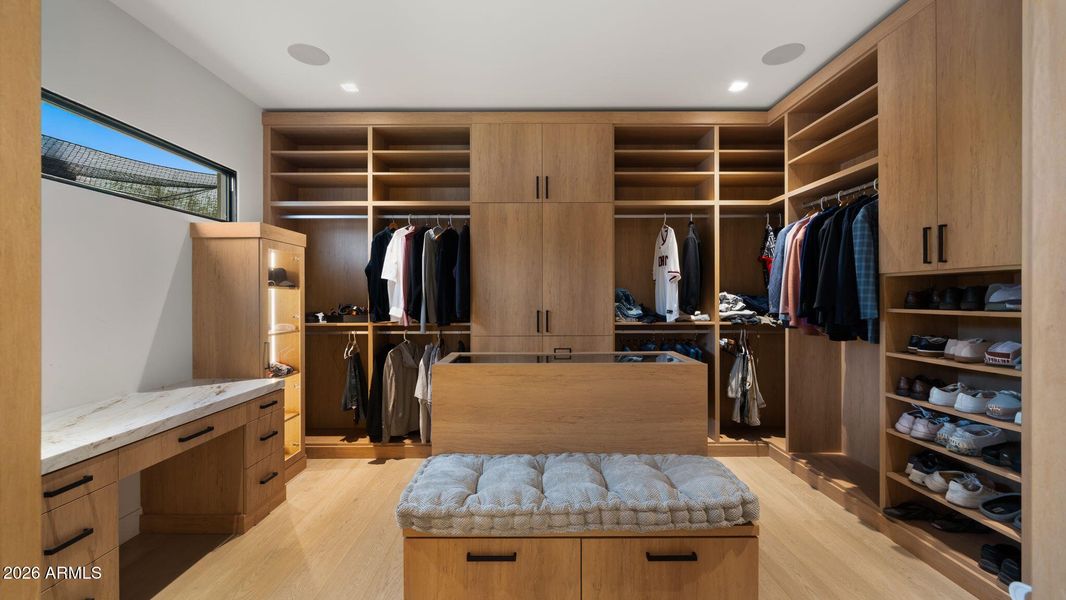 62-web-or-mls-Primary Bedroom16