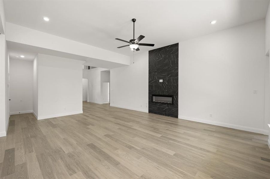 748 Brozgold- Living Room-2