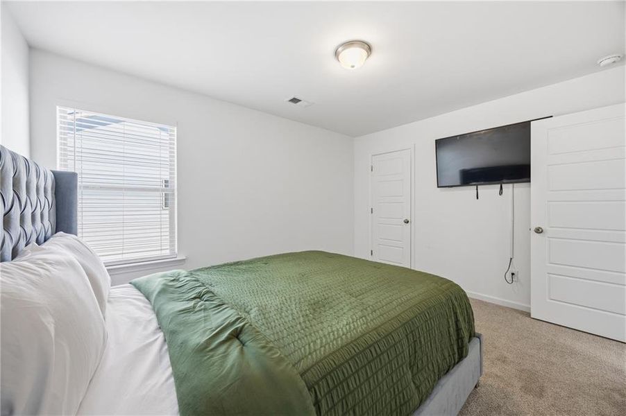 Furnished interior view inside a new home in , Griffin (Image 27).