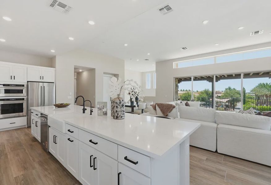 Encanterra Crescendo HS 2524 Kitchen - 5 of 17
