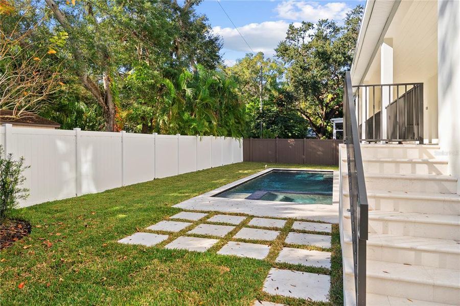 Exterior details and patio area of a home in , Tampa (Image 30).