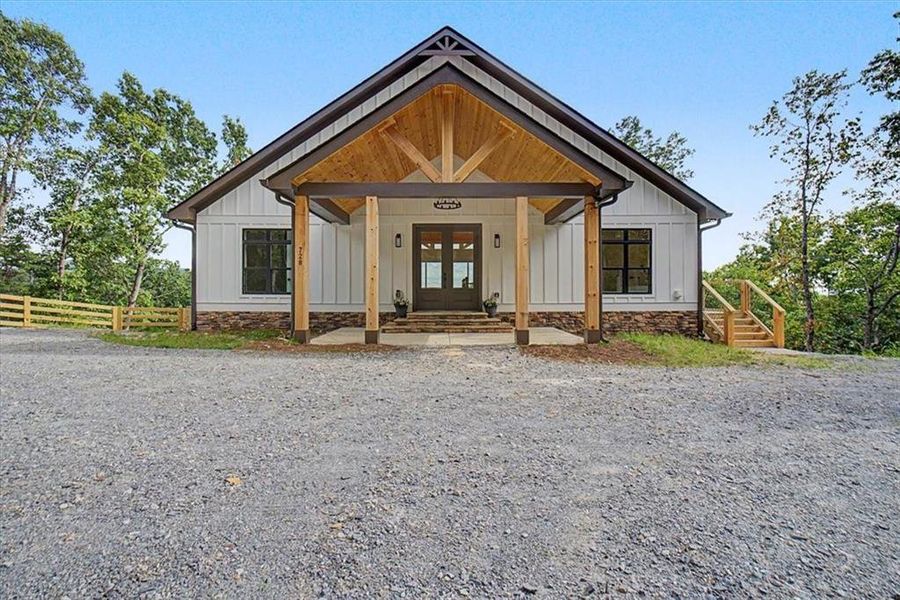 Image 73 of a home in .