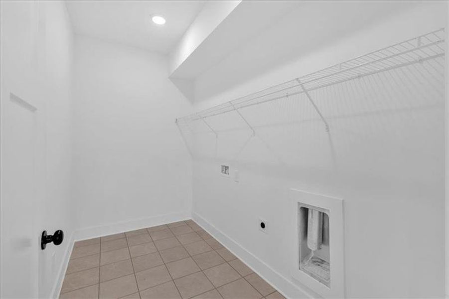 Spacious, unfurnished interior of a new home in , Rome (Image 18). Spacious, unfurnished interior of a new home in , Rome (Image 18).