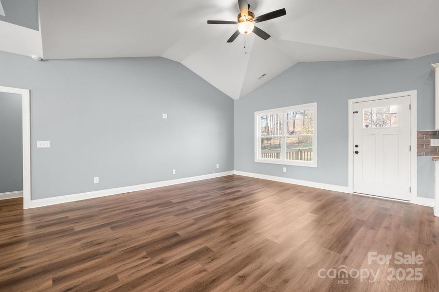 Spacious, unfurnished interior of a new home in , Statesville (Image 9).