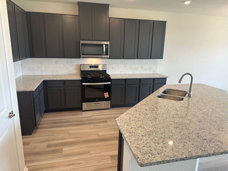 Image 32 of a home in Salerno - Classic Collection.