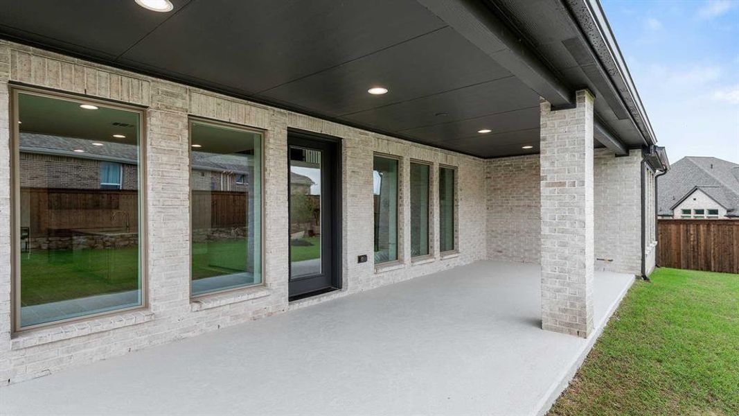 Exterior details and patio area of a home in Hillstead, Lavon (Image 23). Exterior details and patio area of a home in Hillstead, Lavon (Image 23).