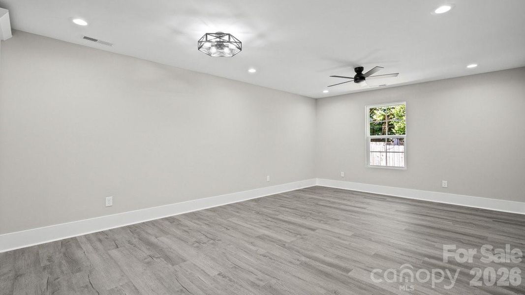 3320 Boyd St, Unit: B - Living Room & Dining Area View 3320 Boyd St, Unit: B - Living Room & Dining Area View