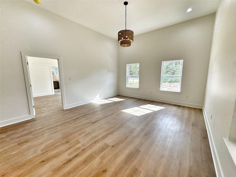 Spacious, unfurnished interior of a new home in , Woodville (Image 9).