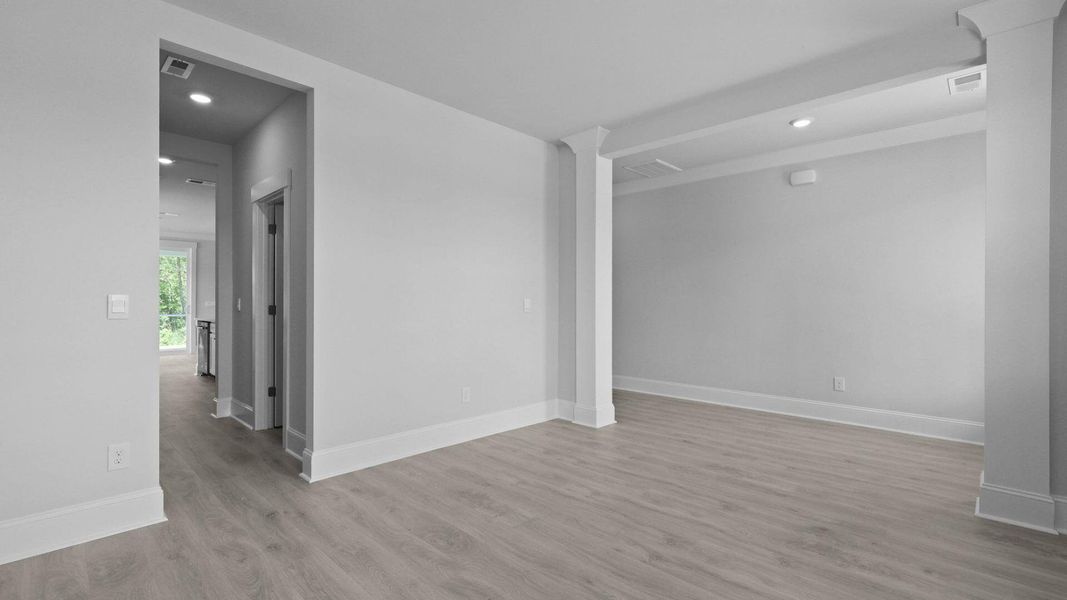 Spacious, unfurnished interior of a new home in Sheep Island, Summerville (Image 25). Spacious, unfurnished interior of a new home in Sheep Island, Summerville (Image 25).