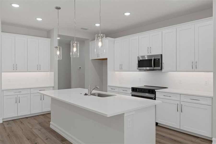 Furnished interior view inside a new home in Pine Ridge Estates, Beverly Hills (Image 6).