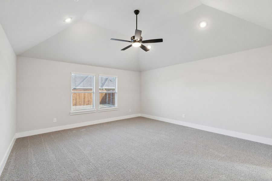 Spacious, unfurnished interior of a new home in Dove Hollow, Waxahachie (Image 22). Spacious, unfurnished interior of a new home in Dove Hollow, Waxahachie (Image 22).