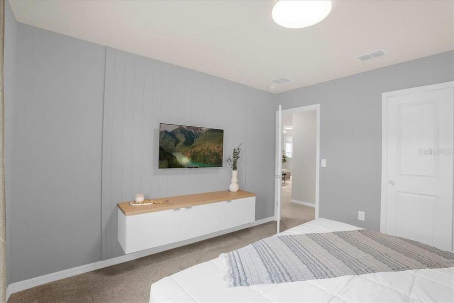 Furnished interior view inside a new home in , Clermont (Image 33).