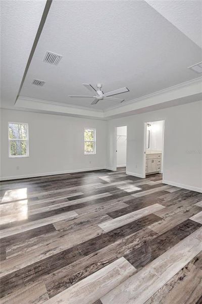 Spacious, unfurnished interior of a new home in , Dunnellon (Image 42).