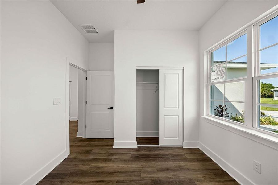 Spacious, unfurnished interior of a new home in , Beverly Hills (Image 18).