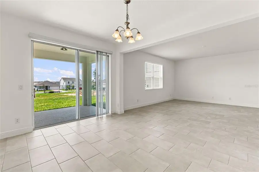Spacious, unfurnished interior of a new home in , Groveland (Image 39).