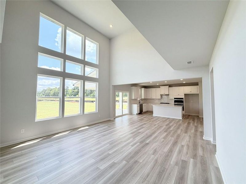 Spacious, unfurnished interior of a new home in Windsong Estates, McDonough (Image 14).