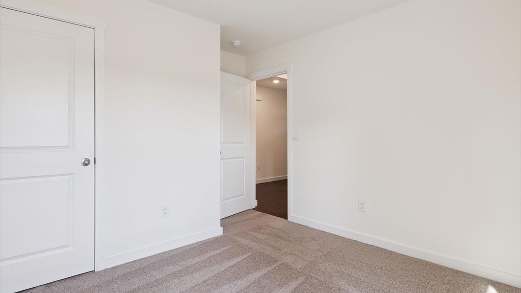 Image 18 of a home in Emory Creek.