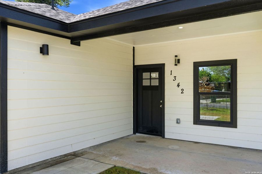 Exterior details and patio area of a home in , San Antonio (Image 20). Exterior details and patio area of a home in , San Antonio (Image 20).