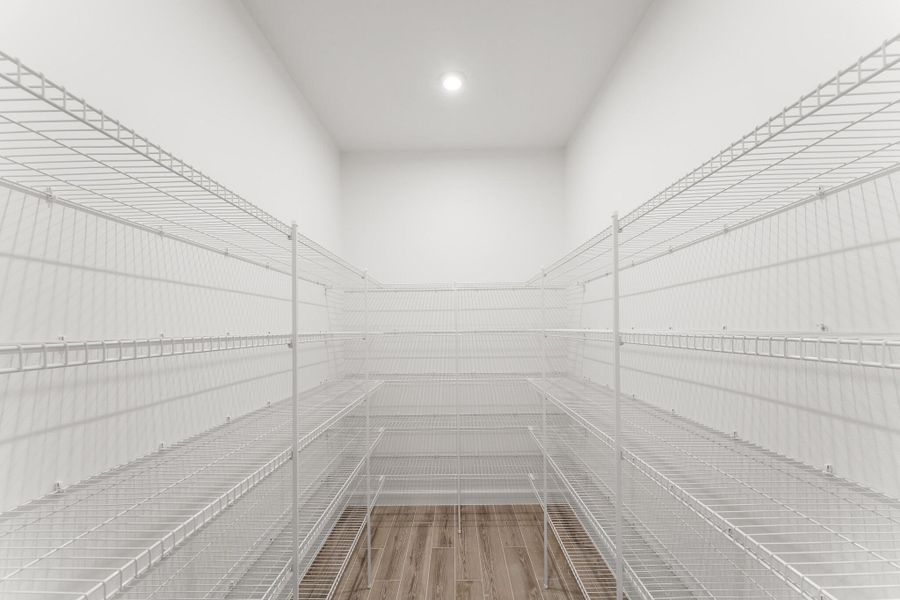 US_SEF_MOUNT RAINIER_LOT 299_pantry