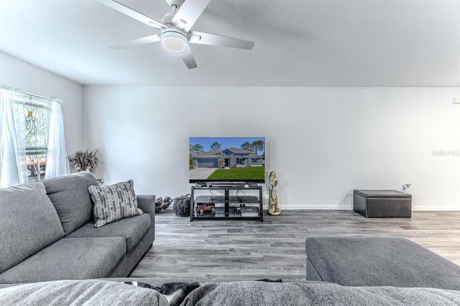 Furnished interior view inside a new home in Royal Highlands, Brooksville (Image 18).