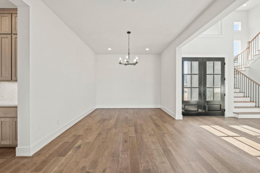 Spacious, unfurnished interior of a new home in Bridgeland, Cypress (Image 22). Spacious, unfurnished interior of a new home in Bridgeland, Cypress (Image 22).