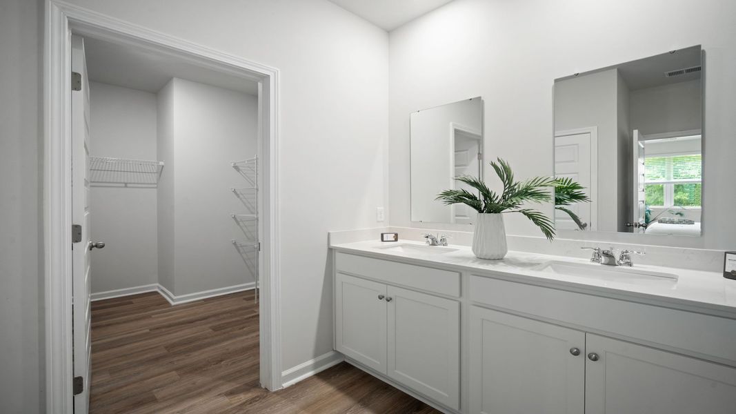 Furnished interior view inside a new home in Fernhill Farms, Statesboro (Image 15).
