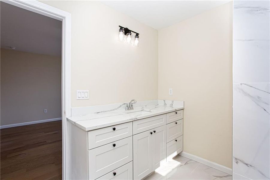 Image 53 of a home in .