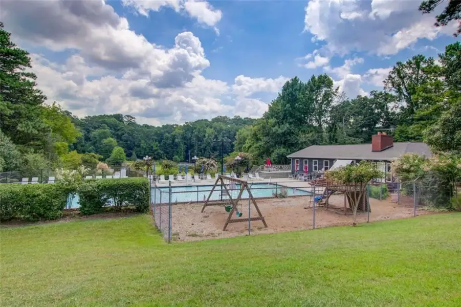 Community amenities in , Smyrna (Image 28).