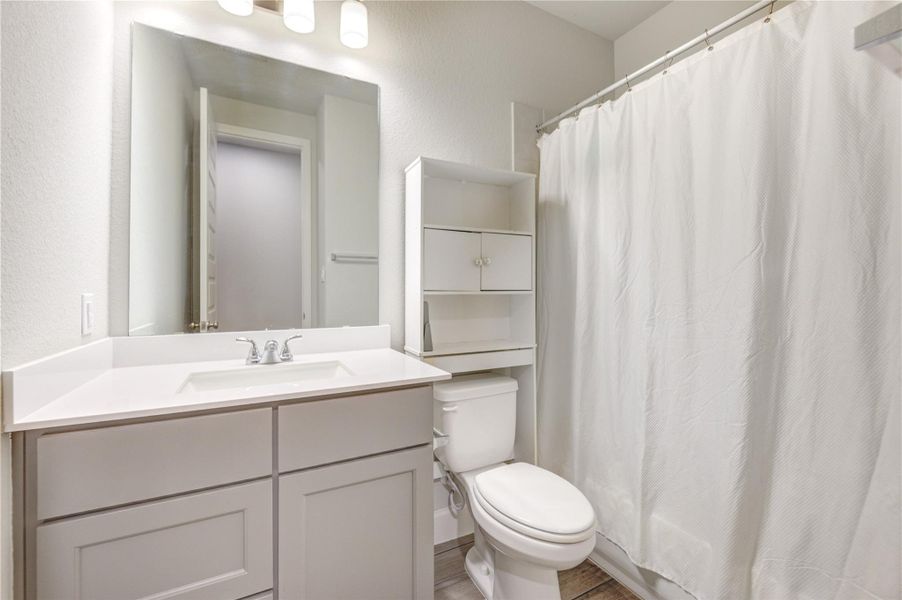 Furnished interior view inside a new home in , Katy (Image 47).