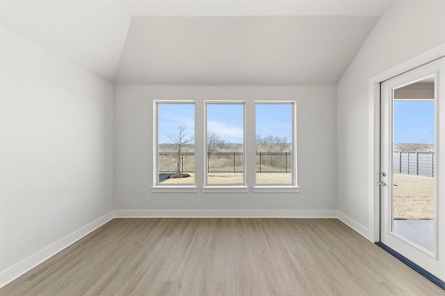 16. 7253 Camilla - Dining (2)