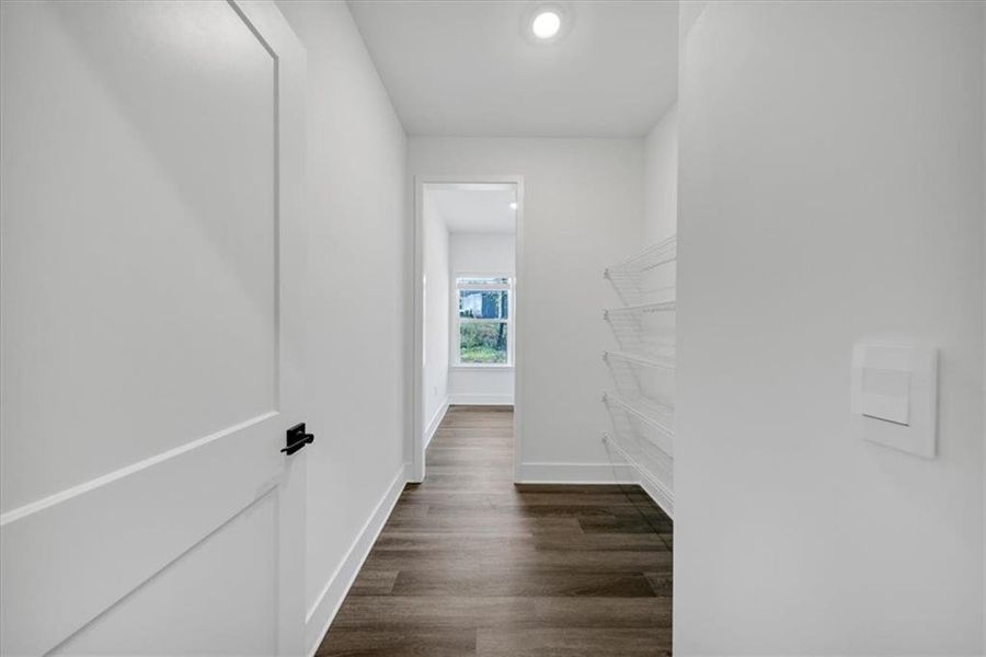 Spacious, unfurnished interior of a new home in Tuscany Hills, Douglasville (Image 38).