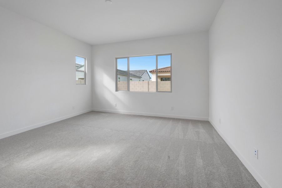 Spacious, unfurnished interior of a new home in Soleo, San Tan Valley (Image 26).
