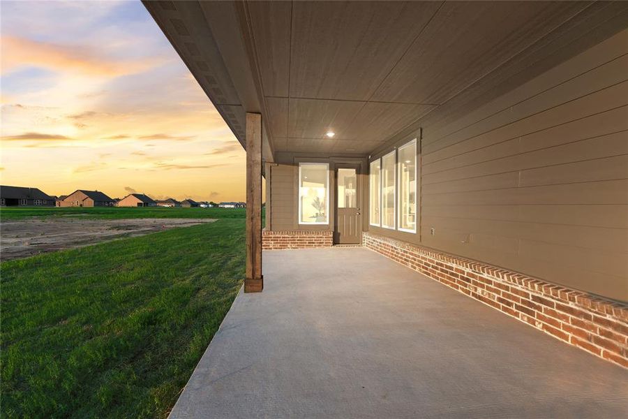 Image 38 of a home in Oak Valley.