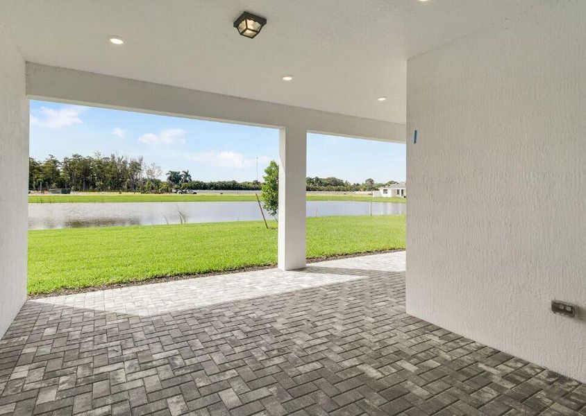 Furnished interior view inside a new home in Hendrix Reserve, Lake Worth (Image 11).