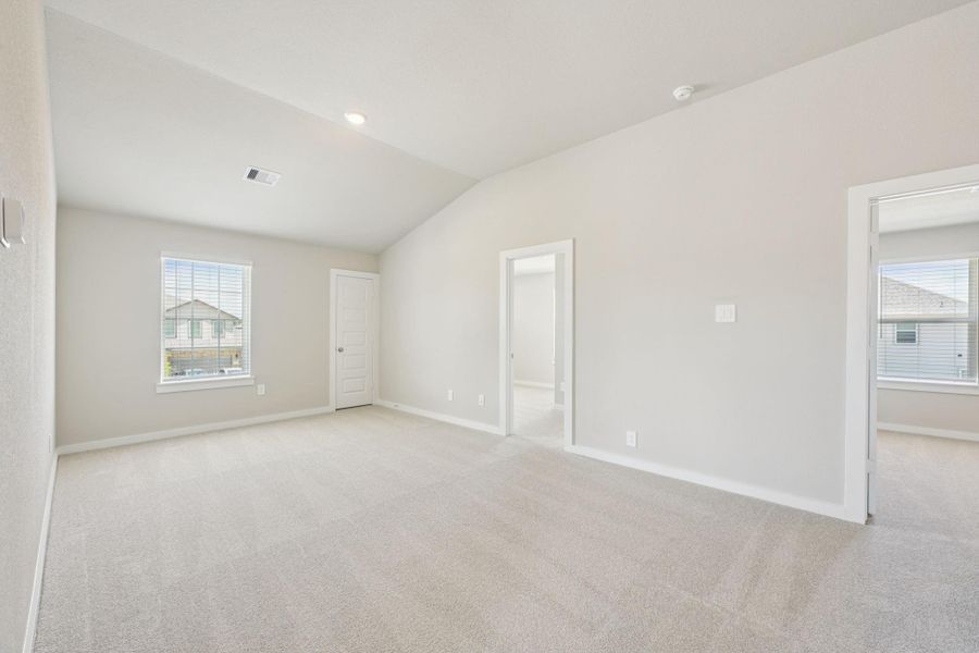 Spacious, unfurnished interior of a new home in Sundance Cove - Premier Series, Crosby (Image 33).