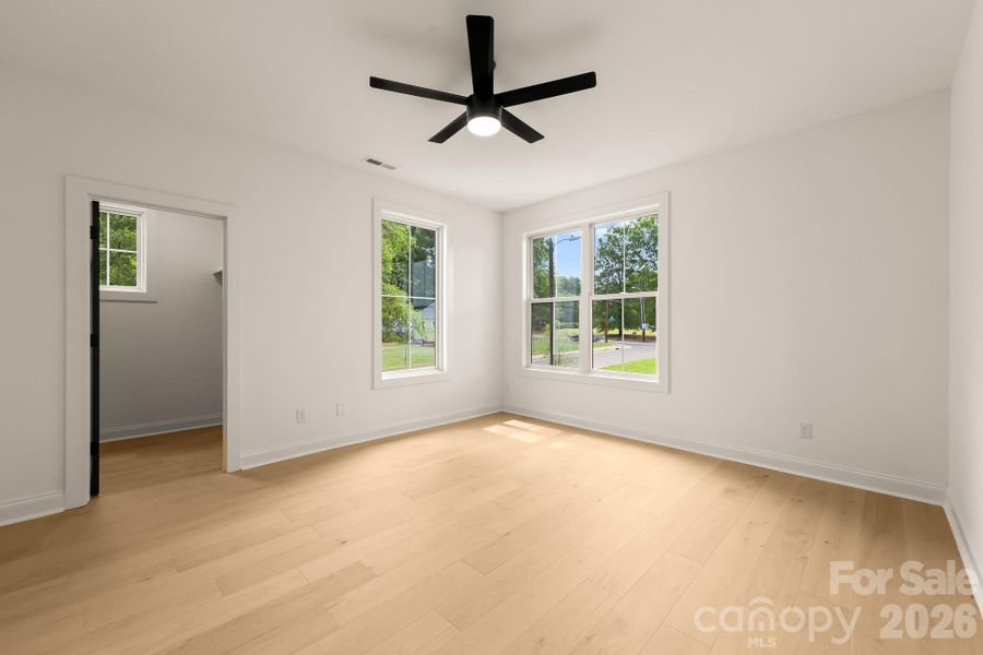 Spacious, unfurnished interior of a new home in , Charlotte (Image 21).