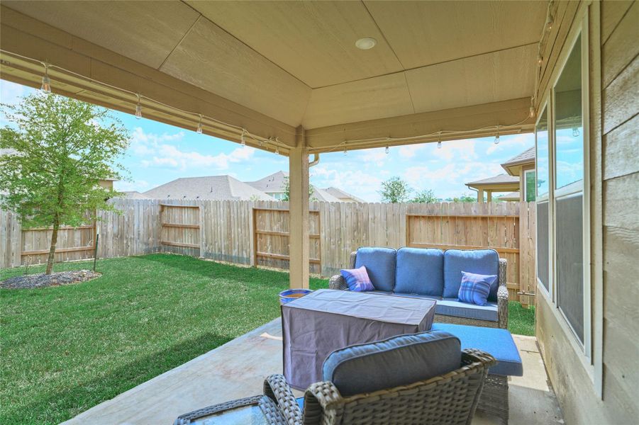 Exterior details and patio area of a home in Montgomery Oaks - Estate, Conroe (Image 19). Exterior details and patio area of a home in Montgomery Oaks - Estate, Conroe (Image 19).