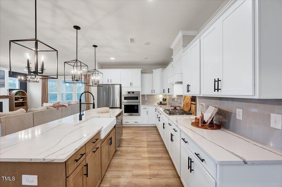 16-238 Harvester Rd-16