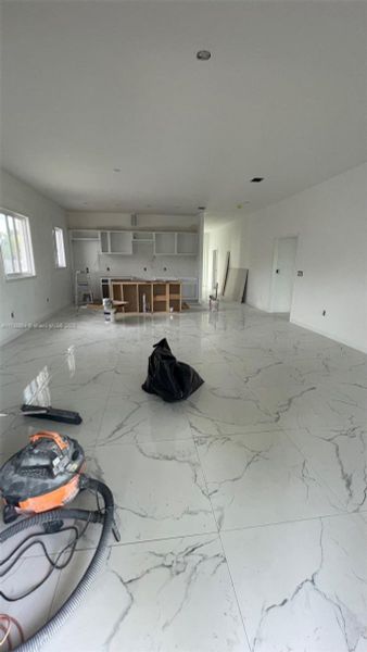 Image 15 of a home in .