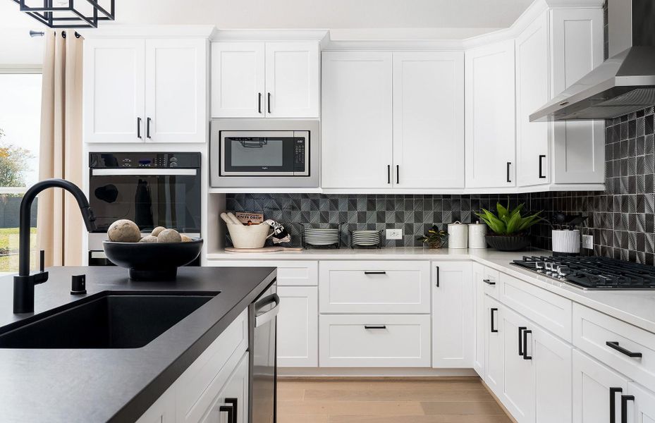 MODEL HOME images may NOT be consistent with the finished product.