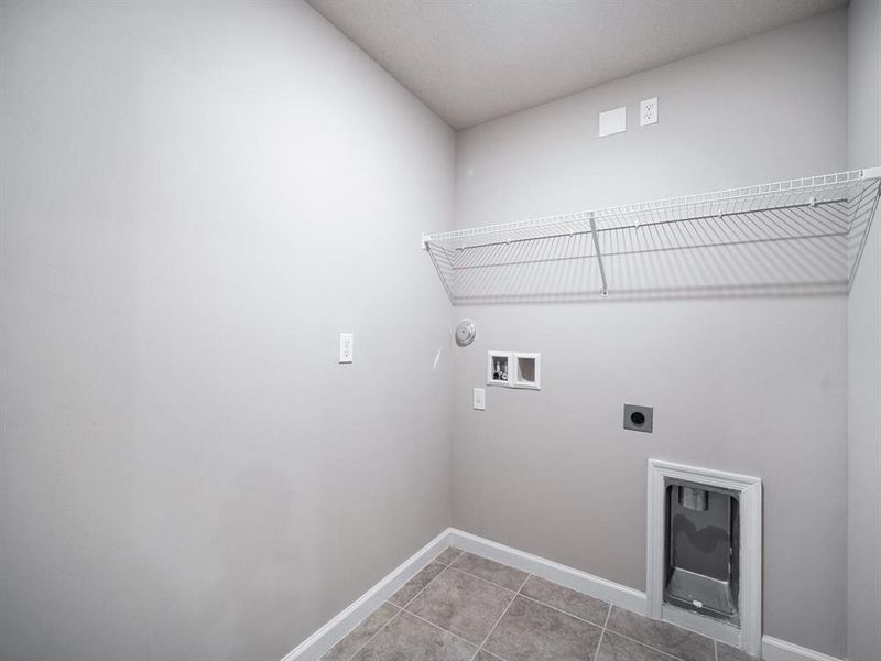 Image 11 of a home in Osprey Preserve.