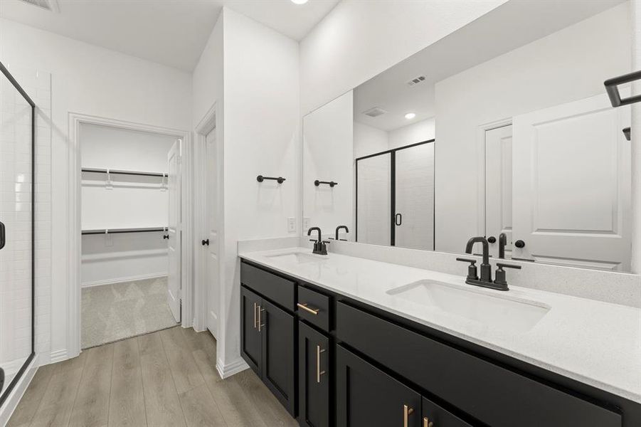 14. 745 Waterhouse - Bath