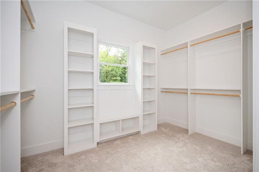 Spacious, unfurnished interior of a new home in , Monroe (Image 60).