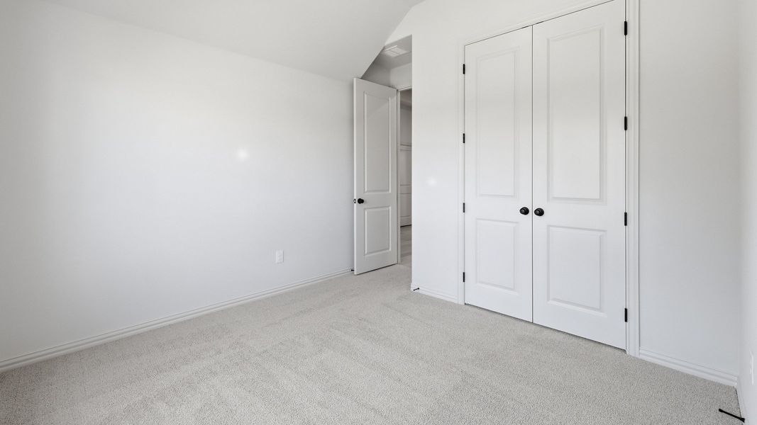 Furnished interior view inside a new home in Taylor Estates, Corinth (Image 9).